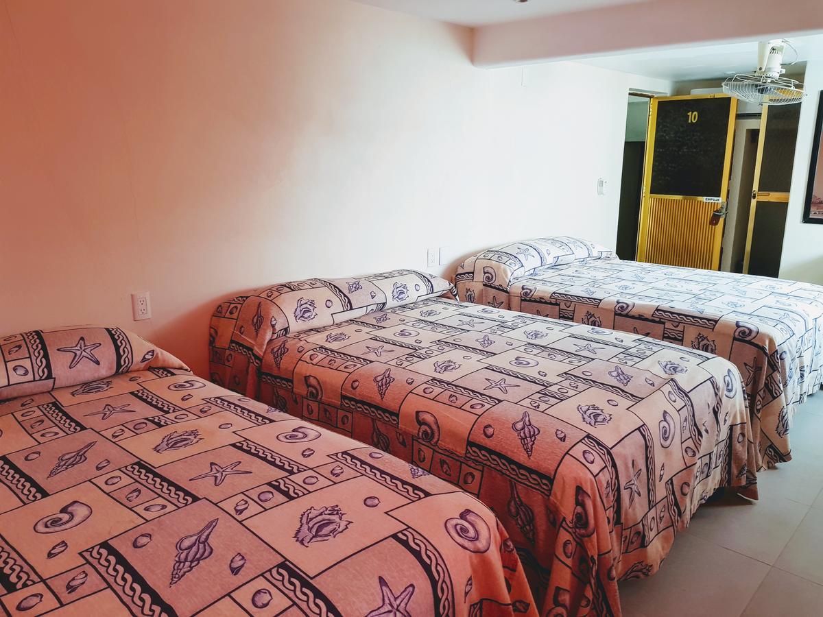 Hotel Bahia Икстапа Екстериор снимка
